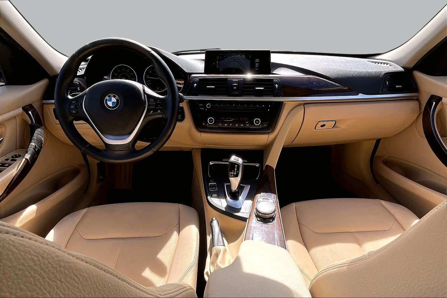 Used 2015 BMW 328i xDrive Sedan AWD/4WD image 14