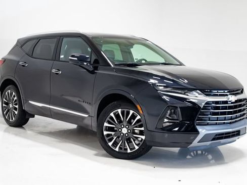 Used 2020 Chevrolet Blazer Premier w/ LPO, Floor Liner Package FWD image 6