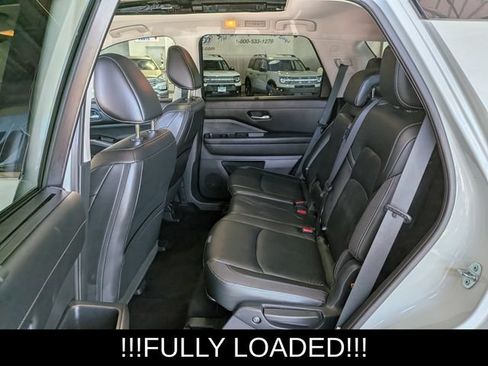 Used 2023 Nissan Pathfinder SL AWD/4WD image 20