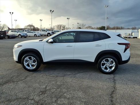 New 2026 Chevrolet Trax LS w/ LS Convenience Package image 6