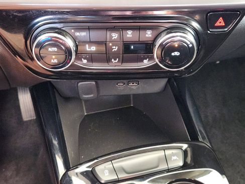 Certified 2024 Chevrolet Trax ACTIV w/ Driver Confidence Package image 20