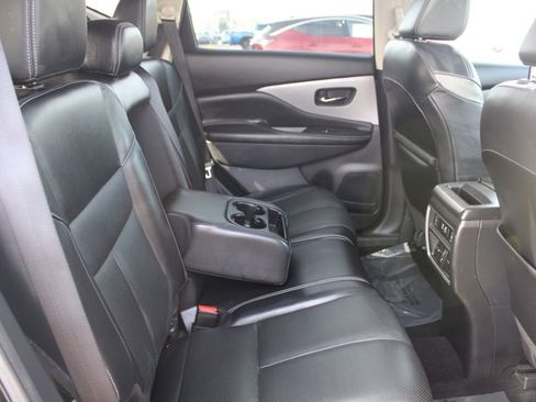 Used 2020 Nissan Murano SL w/ Moonroof Package image 24