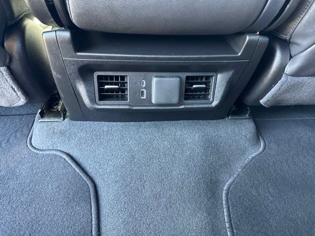 Used 2025 GMC Sierra 1500 SLT AWD/4WD image 32