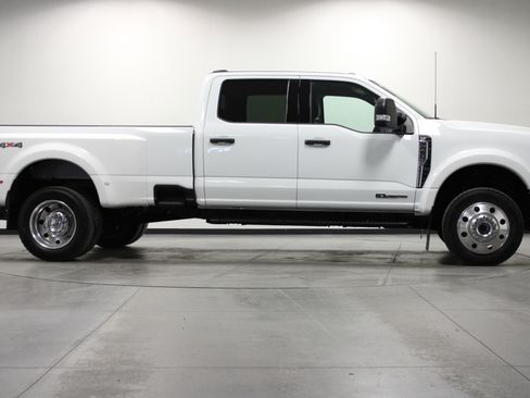 Used 2026 Ford F450 XLT w/ Camper Package AWD/4WD image 3