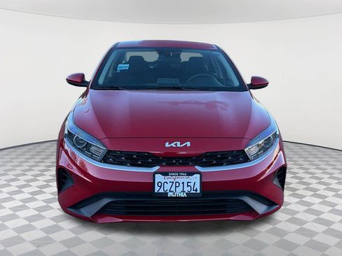 Used 2023 Kia Forte LXS image 2
