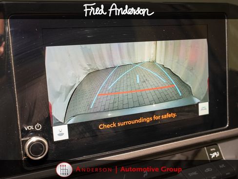 Used 2025 Toyota Camry LE FWD image 13