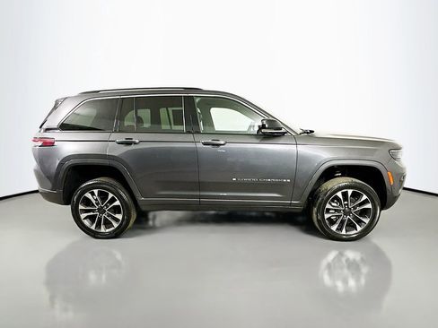 Used 2022 Jeep Grand Cherokee Overland image 7