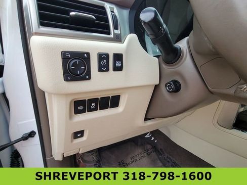 Used 2019 Lexus GX 460 Premium w/ Premium Package AWD/4WD image 18