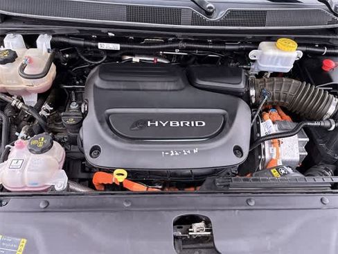 Used 2023 Chrysler Pacifica Limited image 15