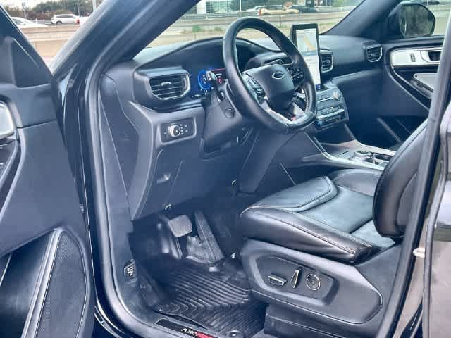 Used 2020 Ford Explorer ST w/ Premium Technology Package AWD/4WD image 3