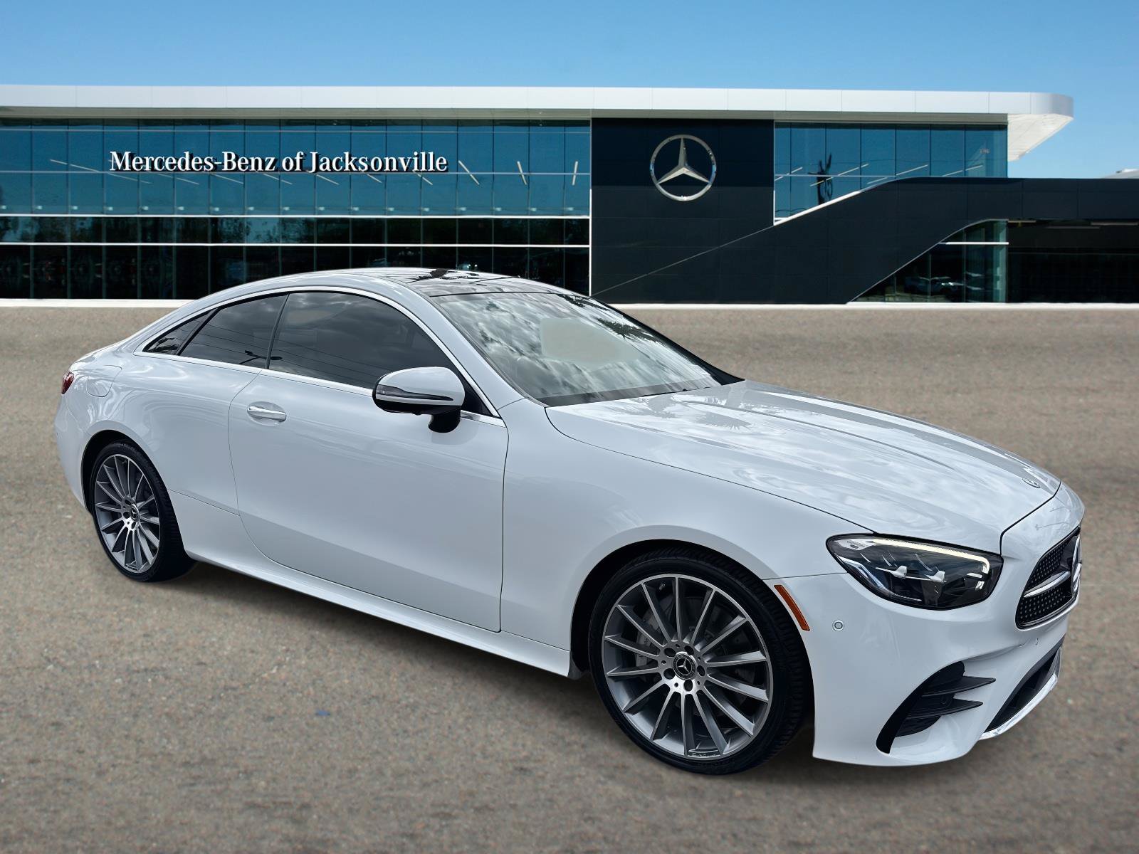 Used 2022 Mercedes-Benz E 450 Coupe image 1