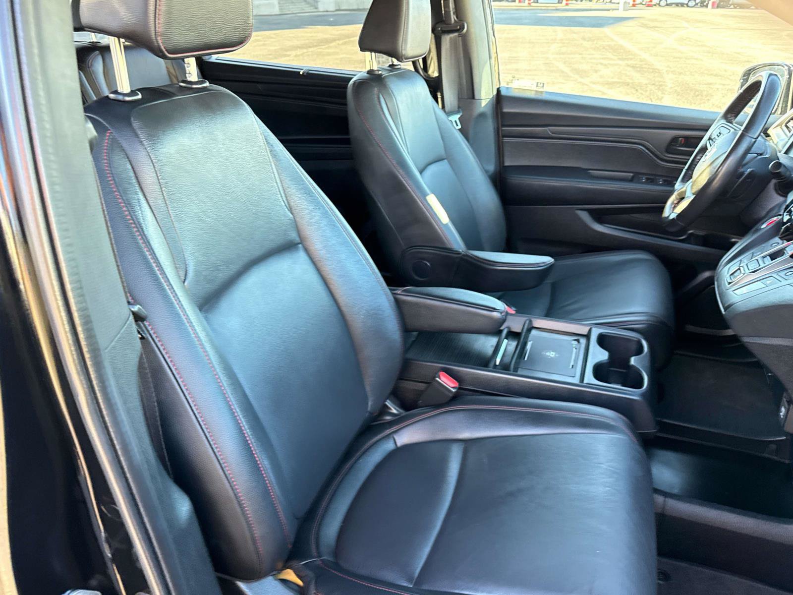 Used 2025 Honda Odyssey Sport-L image 19
