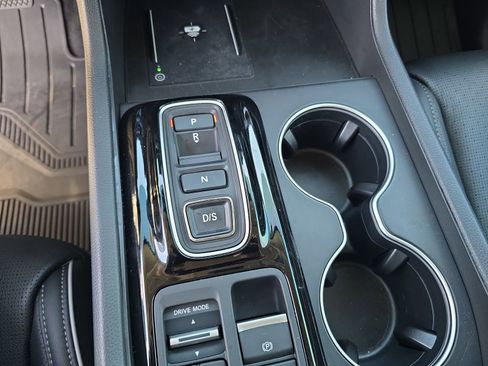 Certified 2023 Honda Pilot Elite image 22