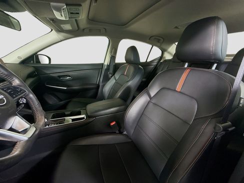 Used 2024 Nissan Sentra SR w/ SR Premium Package image 22