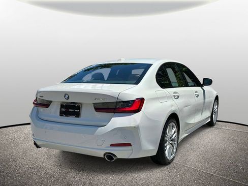 Used 2023 BMW 330i xDrive Sedan w/ Premium Package AWD/4WD image 9