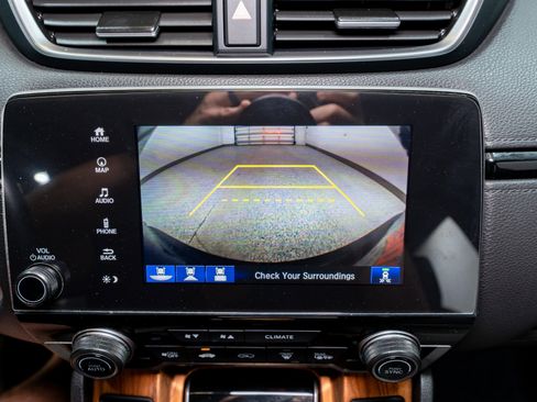 Used 2020 Honda CR-V Touring image 21
