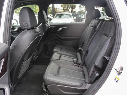 Used 2022 Audi Q7 2.0T Premium Plus w/ Premium Plus Package image 18