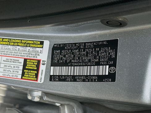 Used 2025 Toyota Camry LE FWD image 12