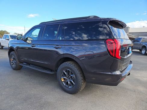 New 2026 Ford Expedition Tremor image 8