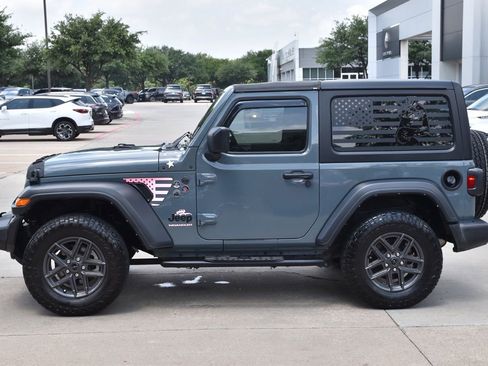 Used 2024 Jeep Wrangler Sport AWD/4WD image 12