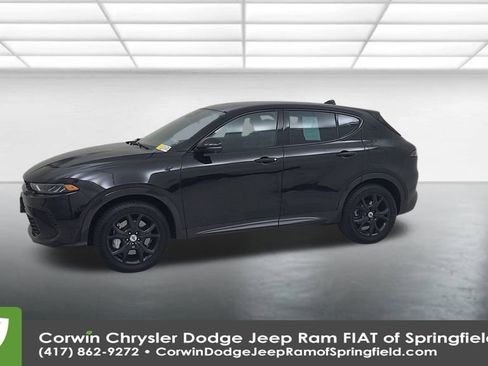 Used 2024 Dodge Hornet R/T Plus w/ Tech Pack Plus w/o Parking image 9