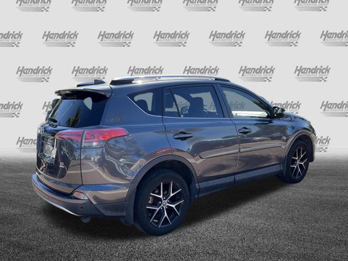 Used 2016 Toyota RAV4 SE w/ Advanced Technology Package image 9