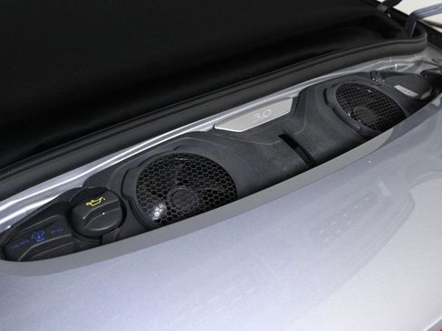 Used 2022 Porsche 911 Carrera image 25