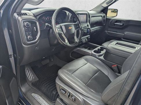 Used 2022 Chevrolet Silverado 1500 LTZ w/ Z71 Off-Road Package AWD/4WD image 9