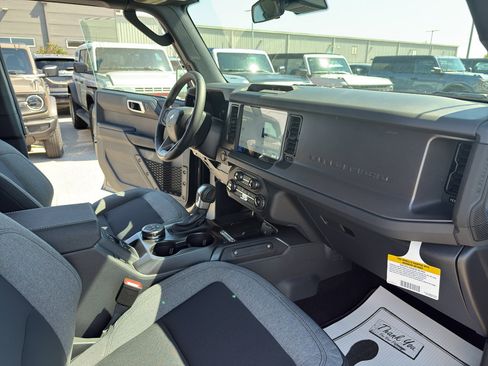 New 2026 Ford Bronco Big Bend AWD/4WD image 14