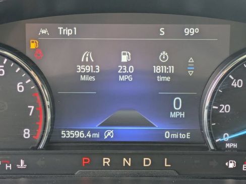 Used 2024 Ford Explorer XLT AWD/4WD image 21