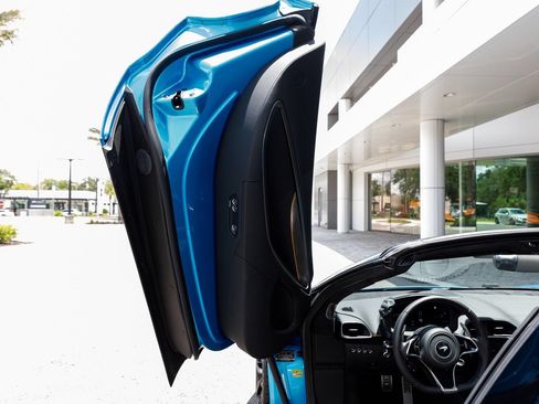 New 2026 McLaren Artura Spider RWD image 15