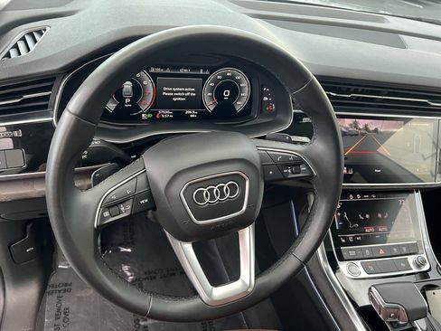 Used 2022 Audi Q8 Premium Plus w/ Premium Plus Package image 13