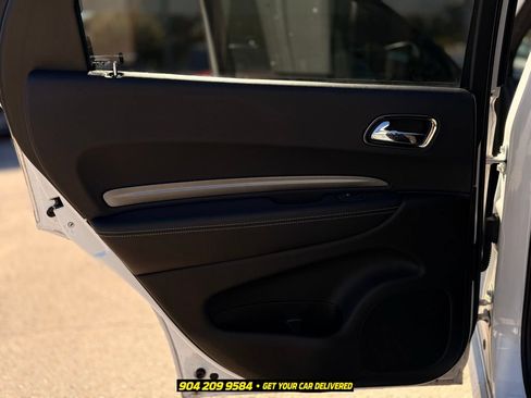 Used 2018 Dodge Durango SRT w/ Trailer Tow Group IV AWD/4WD image 38