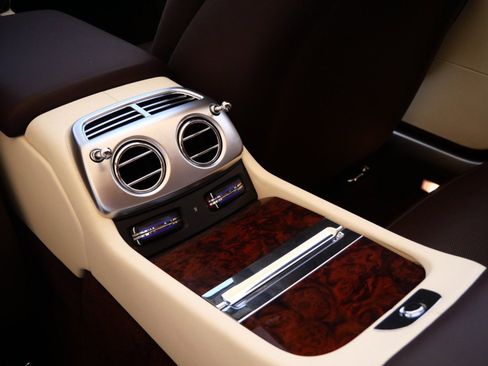 Certified 2018 Rolls-Royce Dawn image 28