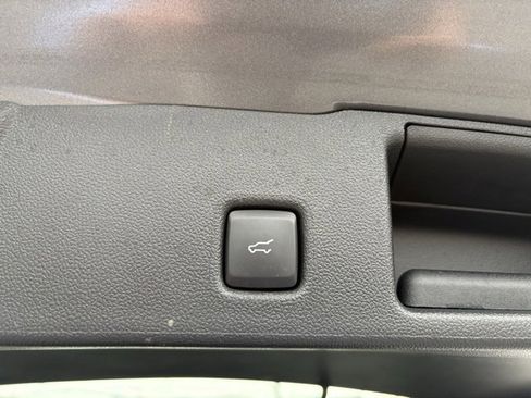 Used 2024 Ford Escape ST-Line Elite w/ Premium Technology Package image 36