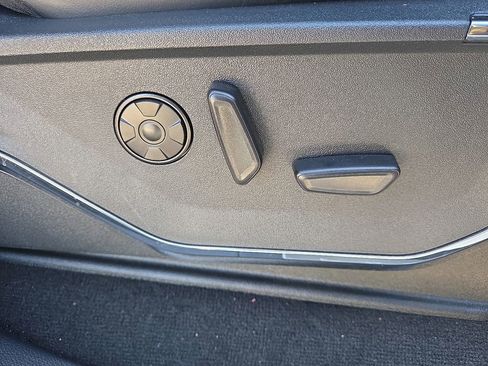 Used 2025 Ford F450 Platinum w/ FX4 Off-Road Package AWD/4WD image 16