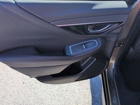 Certified 2025 Subaru Outback Limited image 31