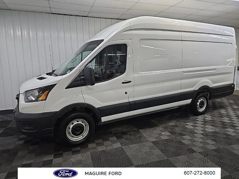 Used 2025 Ford Transit 250 148 High Roof Extended w/ Load Area Protection Package RWD image 7
