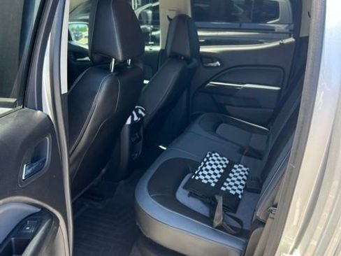 Used 2017 Chevrolet Colorado Z71 RWD image 8
