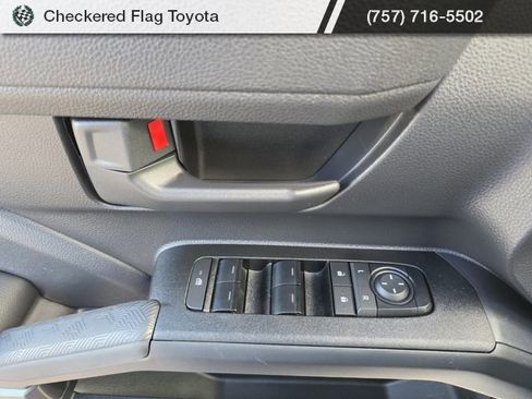 Used 2025 Toyota 4Runner SR5 image 21