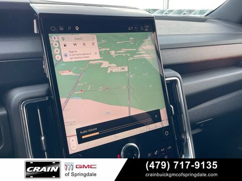 Used 2026 GMC Yukon Denali w/ Advanced Technology Package AWD/4WD image 17