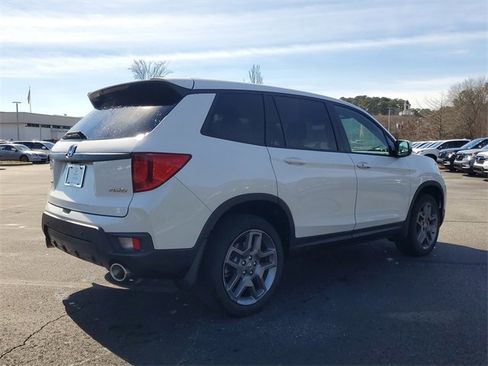 Used 2023 Honda Passport EX-L image 4