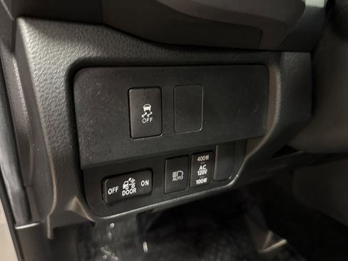 Used 2022 Toyota Tacoma TRD Off-Road image 27