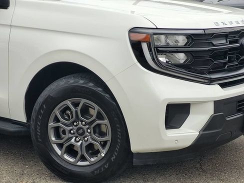Certified 2025 Ford Expedition Max Active AWD/4WD image 6