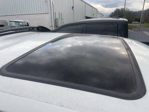 Used 2001 Toyota 4Runner SR5 image 3