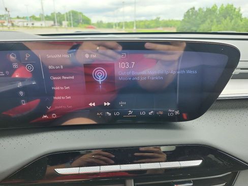 New 2025 Buick Enclave Avenir w/ Super Cruise Package image 14