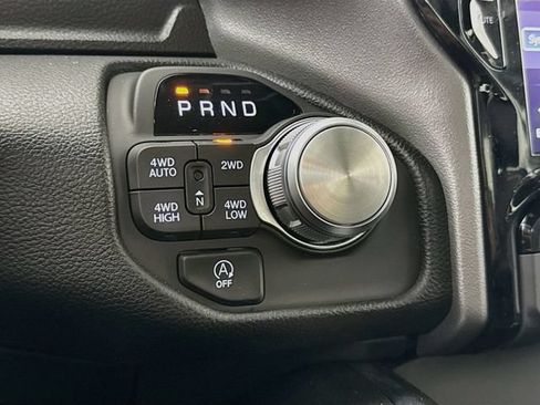 Used 2025 RAM 1500 Laramie w/ Sport Appearance Package AWD/4WD image 17