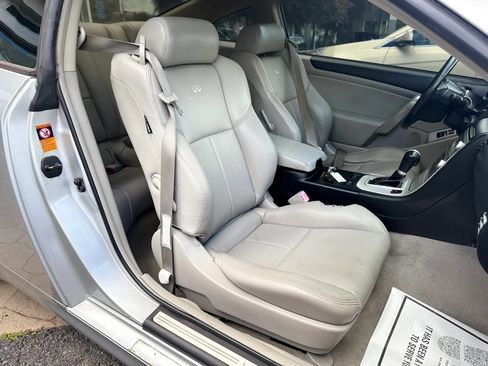 Used 2007 INFINITI G35 Coupe w/ Premium Pkg RWD image 31