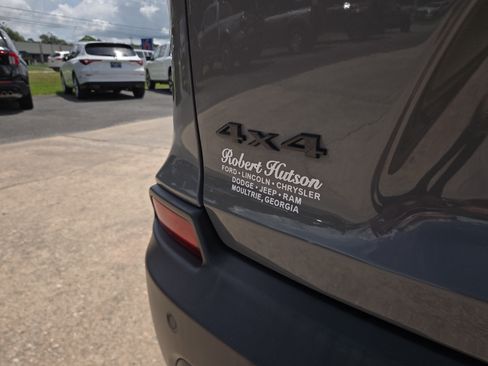 Used 2023 Jeep Cherokee Altitude Lux AWD/4WD image 22