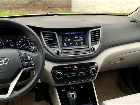 Used 2018 Hyundai Tucson SEL image 6